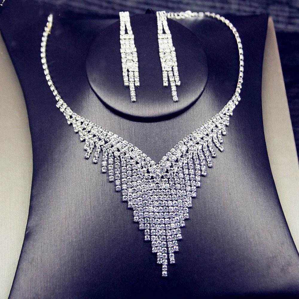 White Rhinestone Necklace & Earrings Set